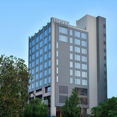 Fairfield By Marriott Vadodara Hotel Bagian luar foto