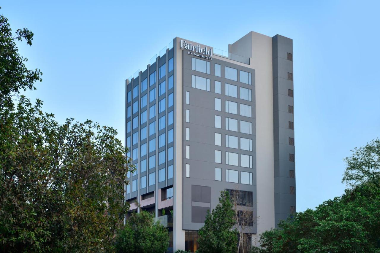 Fairfield By Marriott Vadodara Hotel Bagian luar foto